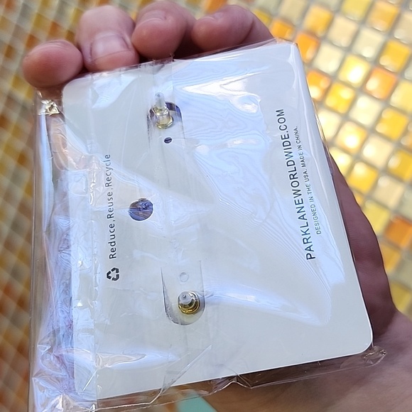 NIB! "Park Lane" Monaco Earrings 💛 - Picture 3 of 5